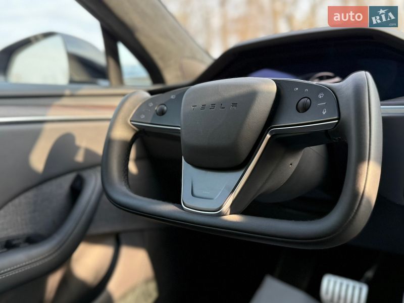 Лифтбек Tesla Model S 2024 в Виннице