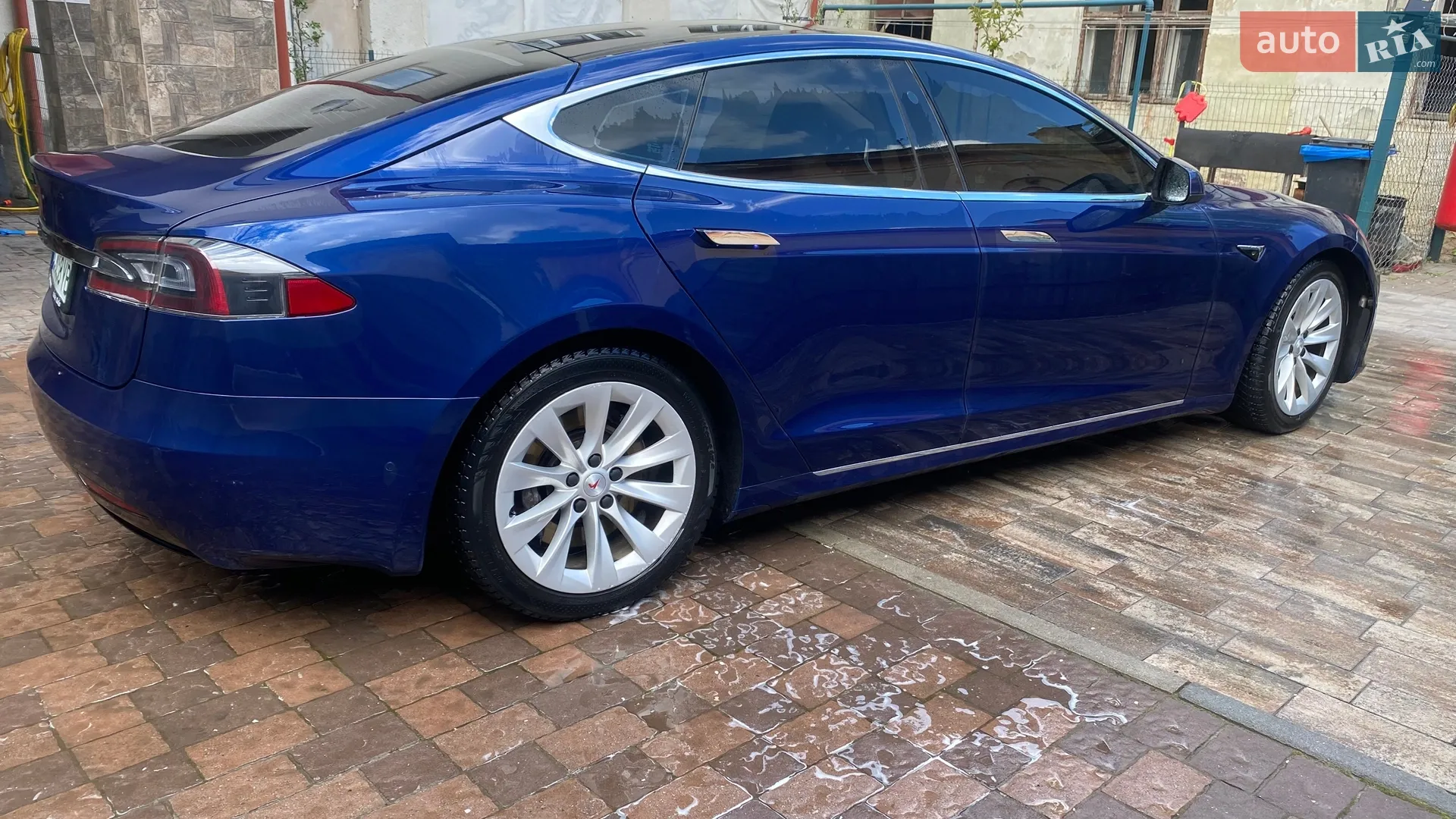 2016 Tesla Model S - мініатюра 4