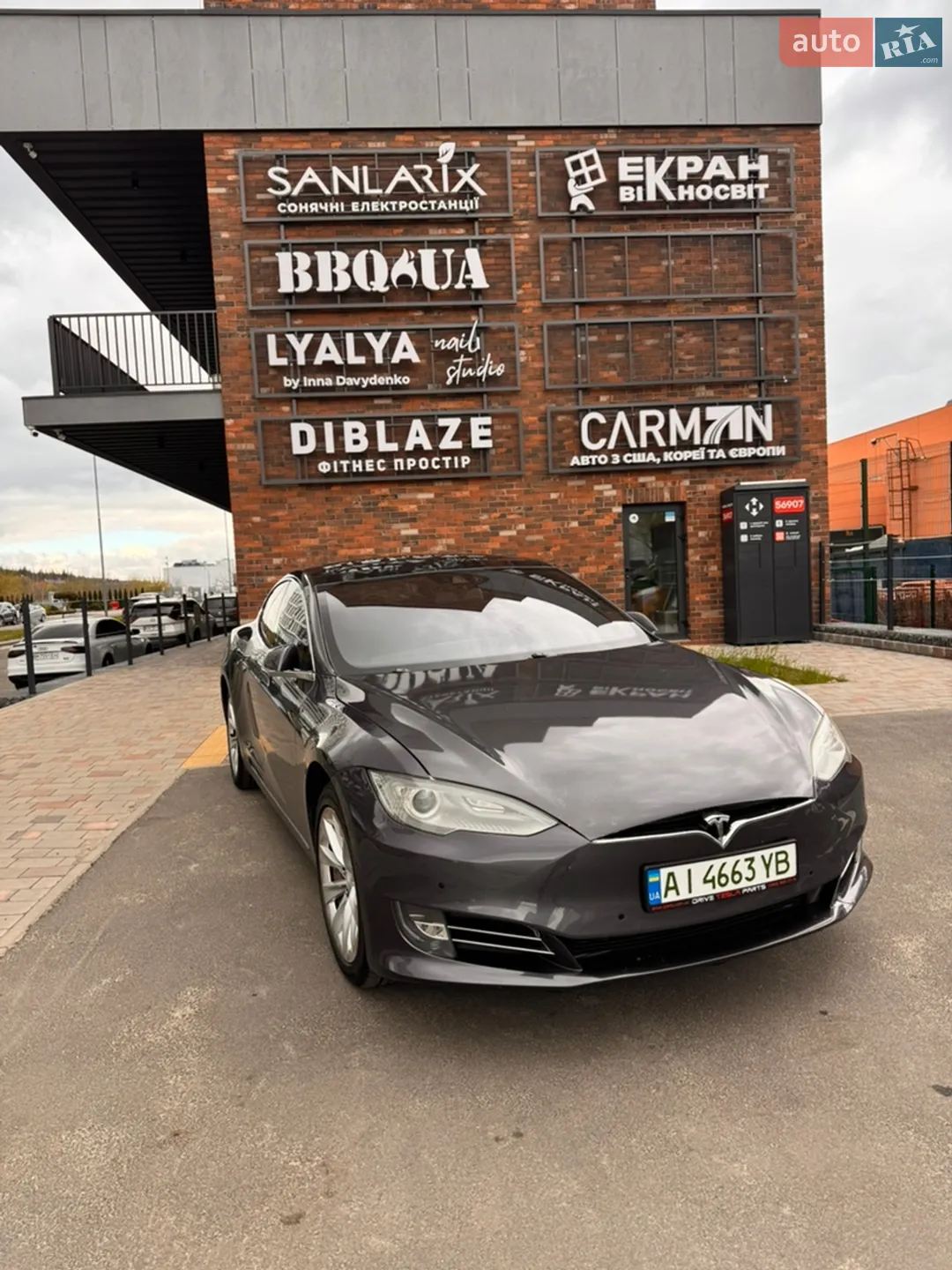 2015 Tesla Model S - мініатюра 2