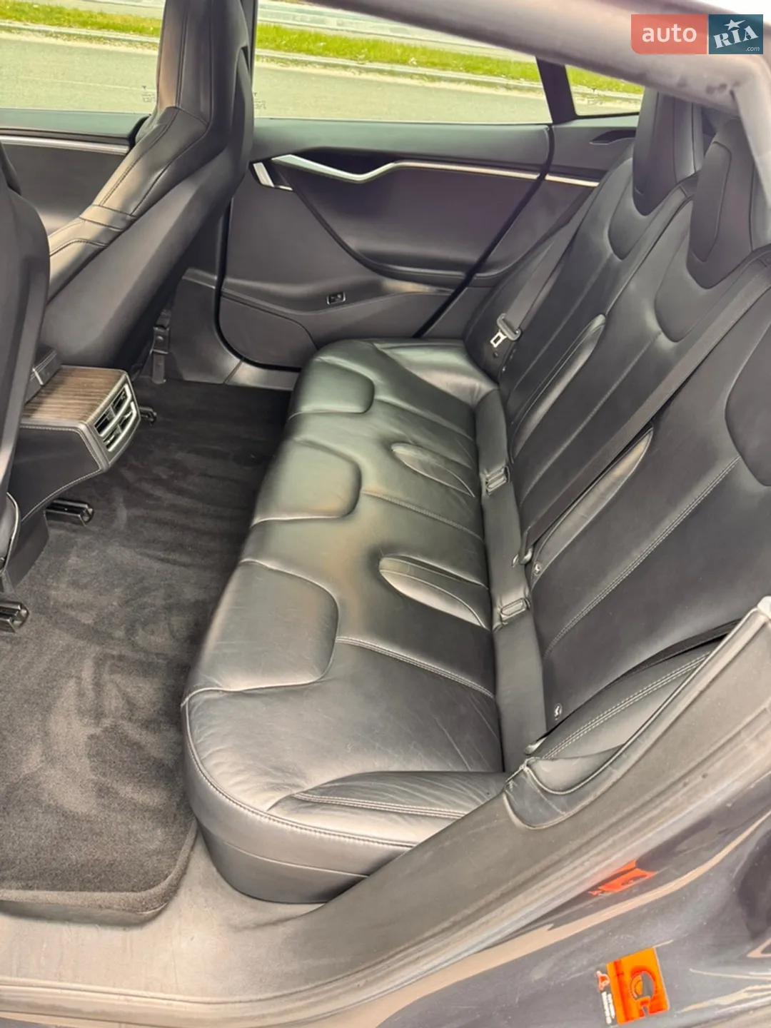 2015 Tesla Model S - мініатюра 9