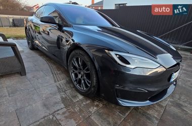 Лифтбек Tesla Model S 2023 в Киеве