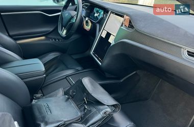 Ліфтбек Tesla Model S 2017 в Одесі