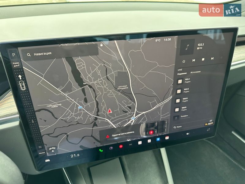 Лифтбек Tesla Model S 2023 в Киеве