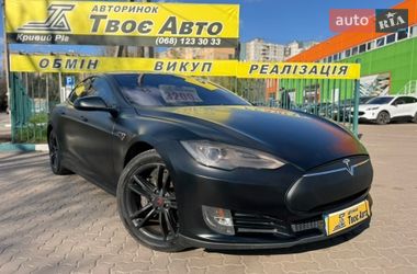 Лифтбек Tesla Model S 2013 в Кривом Роге