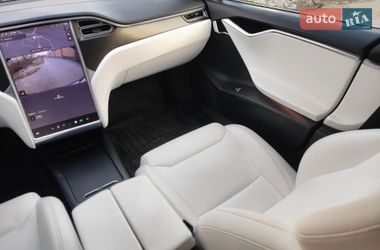 Ліфтбек Tesla Model S 2017 в Києві