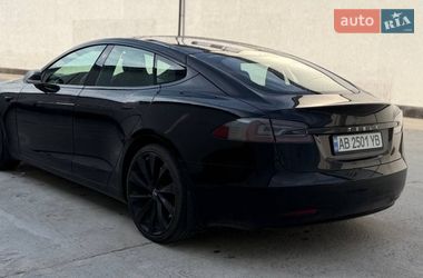 Ліфтбек Tesla Model S 2017 в Вінниці