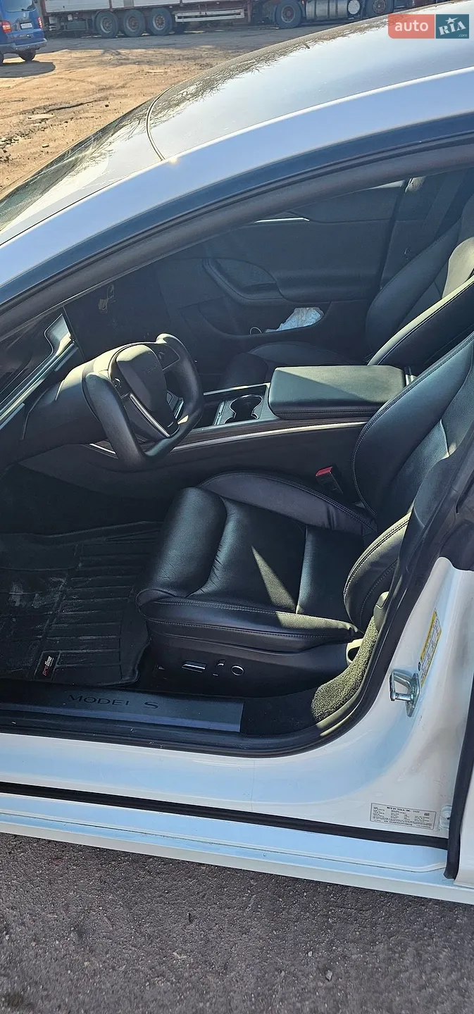 2022 Tesla Model S - мініатюра 17