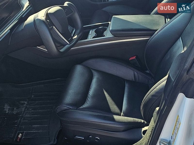 Лифтбек Tesla Model S 2022 в Чернигове фото 17 Лифтбек Tesla Model S 2022 в Чернигове