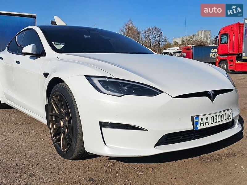 Лифтбек Tesla Model S 2022 в Чернигове фото 12 Лифтбек Tesla Model S 2022 в Чернигове