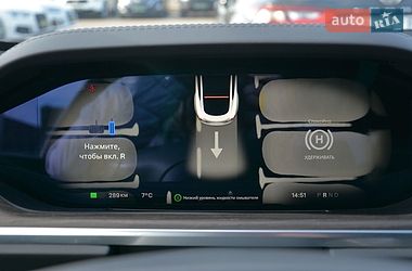 Лифтбек Tesla Model S 2022 в Киеве