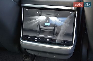 Лифтбек Tesla Model S 2022 в Киеве