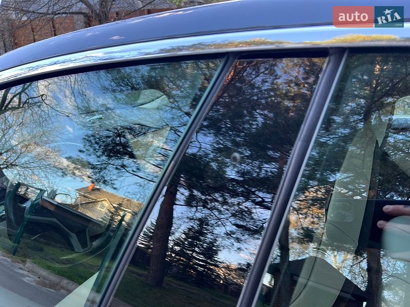 Лифтбек Tesla Model S 2018 в Киеве