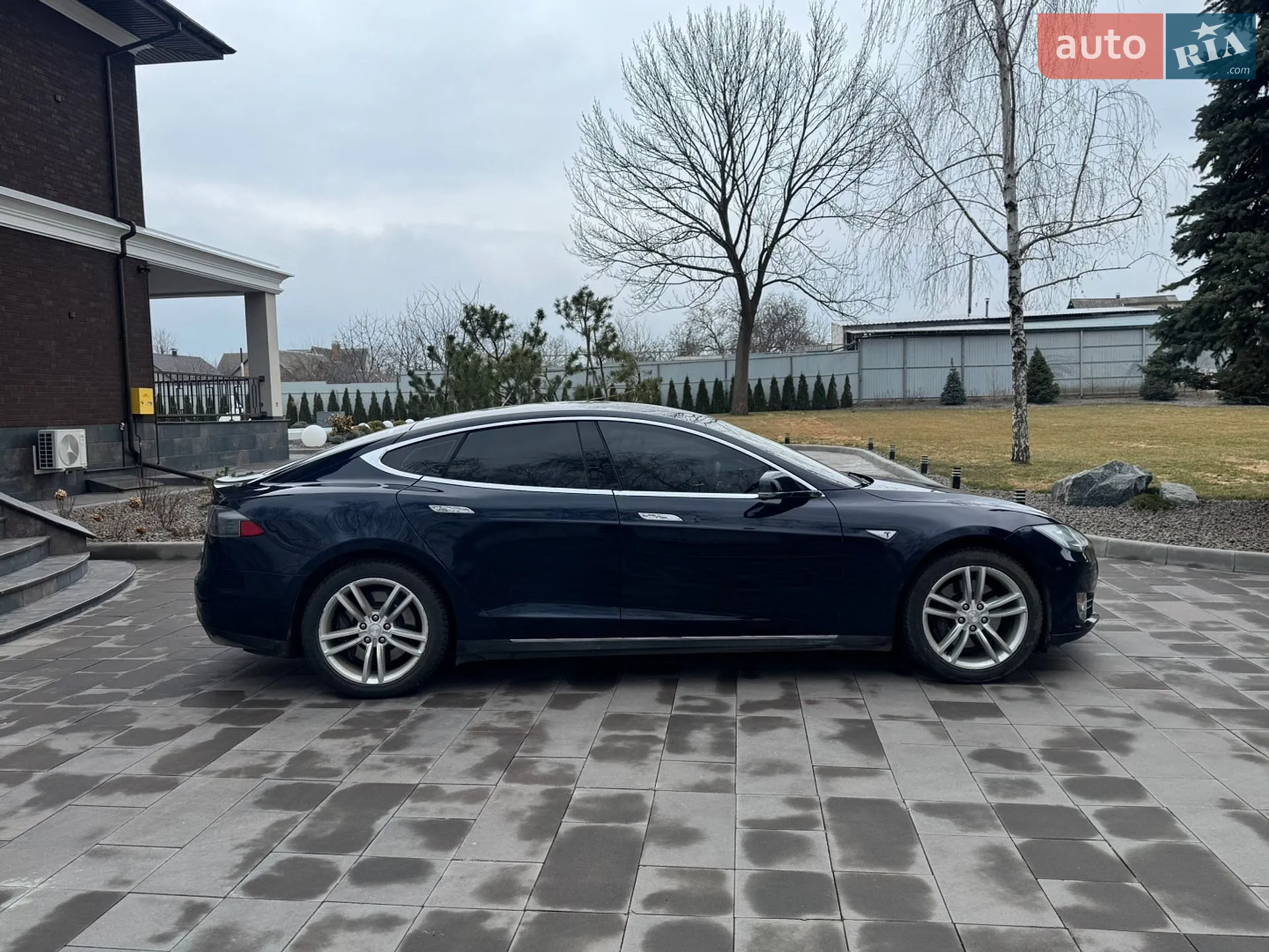 2015 Tesla Model S - мініатюра 4