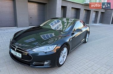 Лифтбек Tesla Model S 2013 в Ивано-Франковске