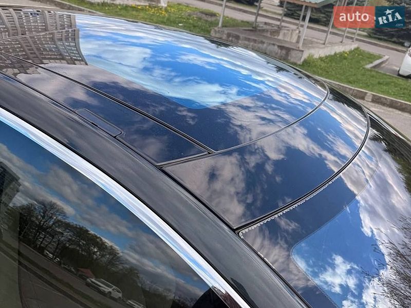 Лифтбек Tesla Model S 2012 в Львове