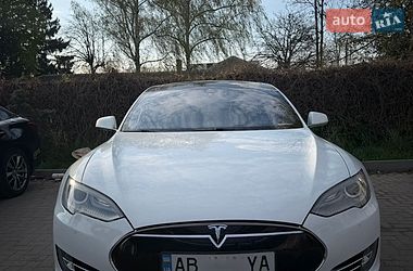 Ліфтбек Tesla Model S 2014 в Вінниці