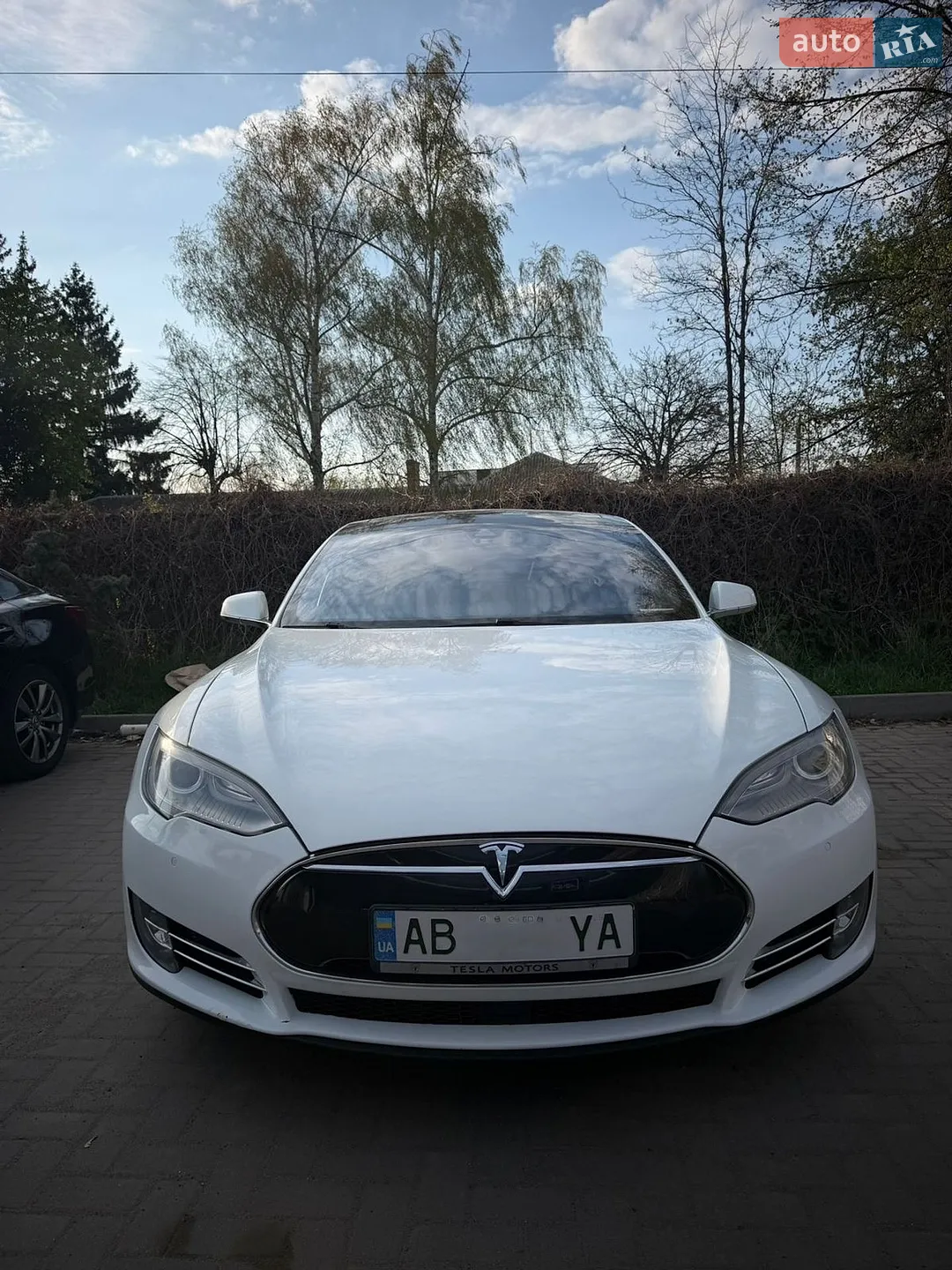 2014 Tesla Model S - мініатюра 3