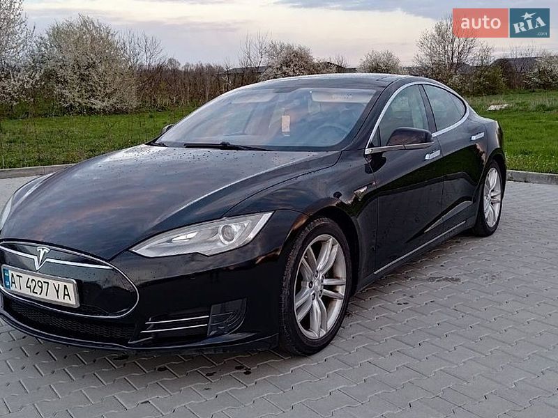 Ліфтбек Tesla Model S 2013 в Богородчанах