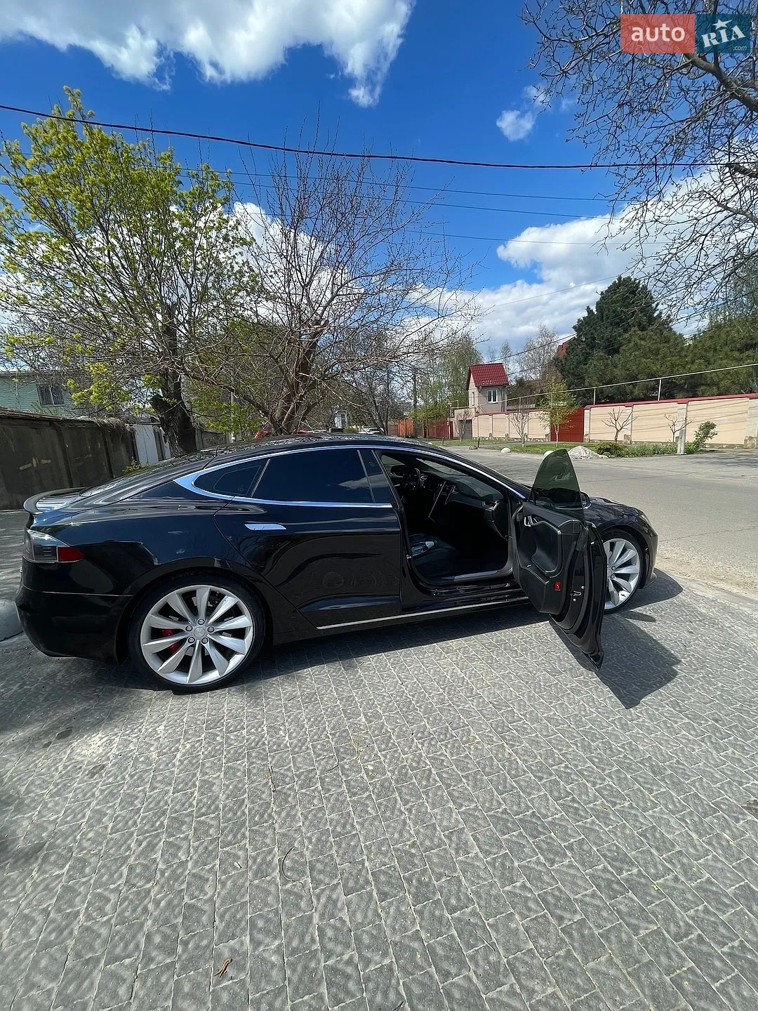 Tesla Model S 2017 VIN 5YJSA1E44HF191054 фото оголошення 23 з 30