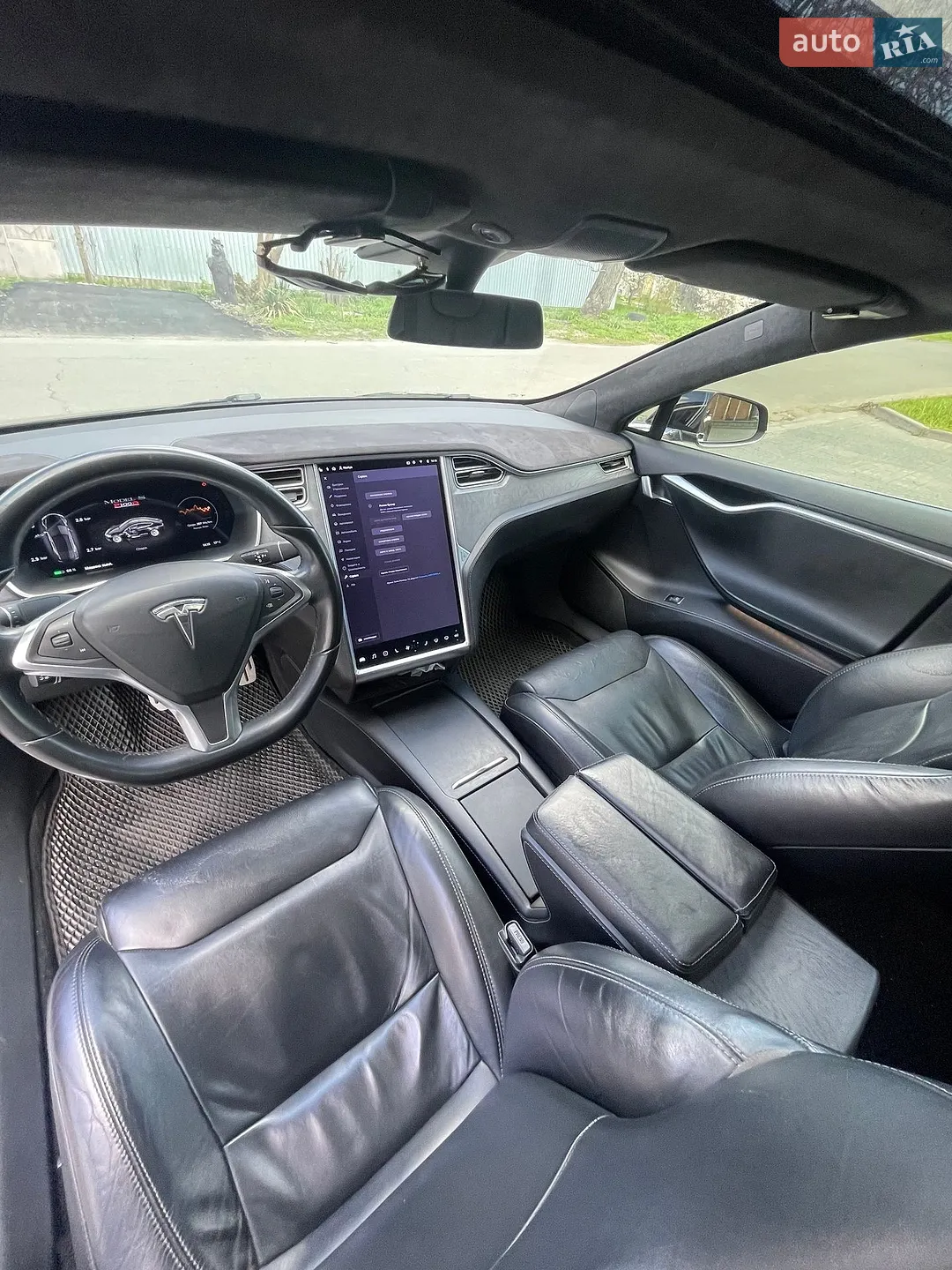 Tesla Model S 2017 VIN 5YJSA1E44HF191054 фото оголошення 28 з 30