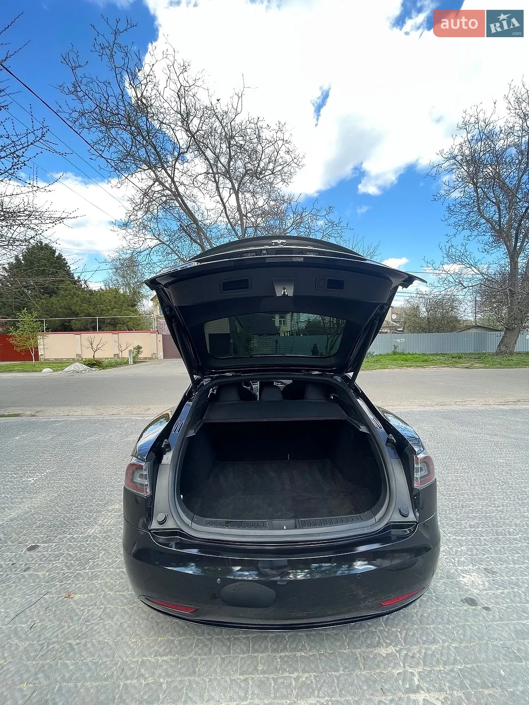 Tesla Model S 2017 VIN 5YJSA1E44HF191054 фото оголошення 21 з 30