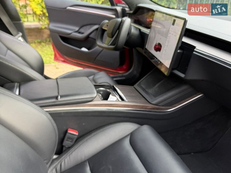 Лифтбек Tesla Model S 2022 в Стрые