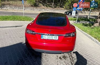 Лифтбек Tesla Model S 2016 в Львове фото 5 Лифтбек Tesla Model S 2016 в Львове