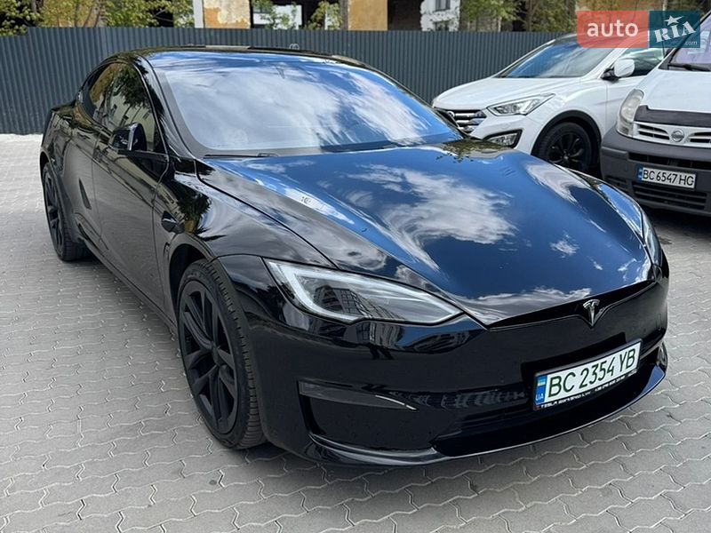 Ліфтбек Tesla Model S 2022 в Львові