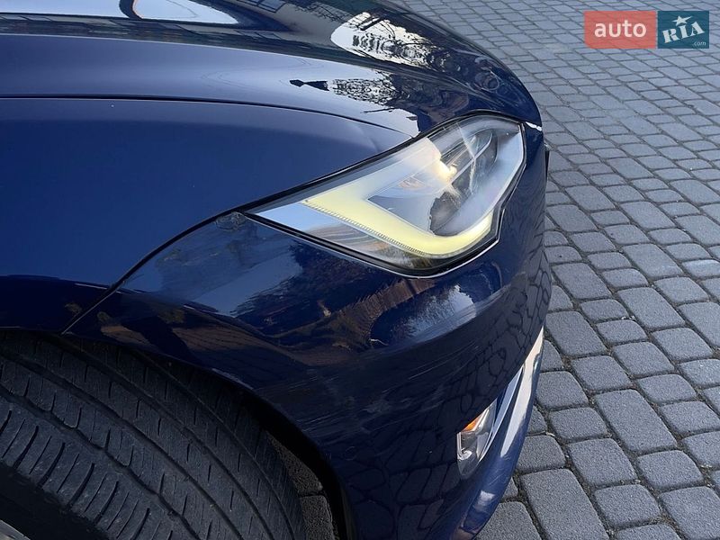 Лифтбек Tesla Model S 2017 в Львове