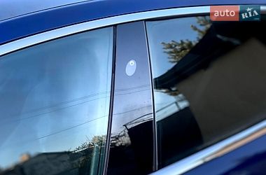 Лифтбек Tesla Model S 2017 в Львове