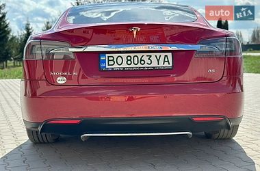 Ліфтбек Tesla Model S 2014 в Волочиську