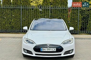Лифтбек Tesla Model S 2014 в Одессе