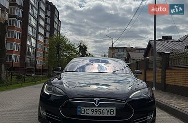 Лифтбек Tesla Model S 2014 в Стрые