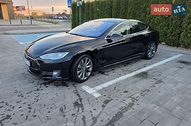 Лифтбек Tesla Model S 2014 в Луцке