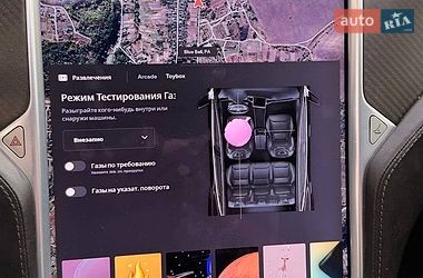 Лифтбек Tesla Model S 2015 в Киеве