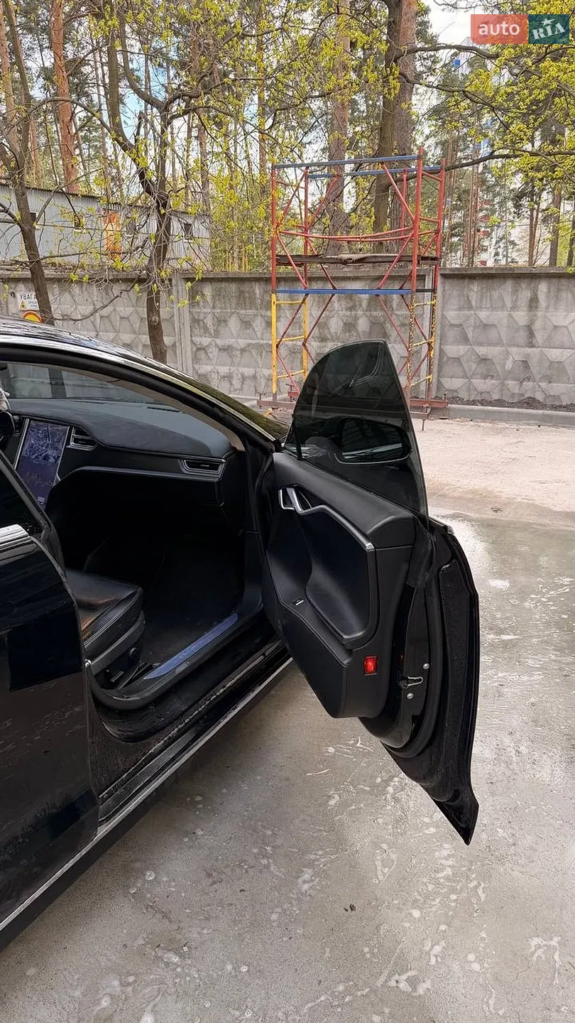 2015 Tesla Model S - мініатюра 33