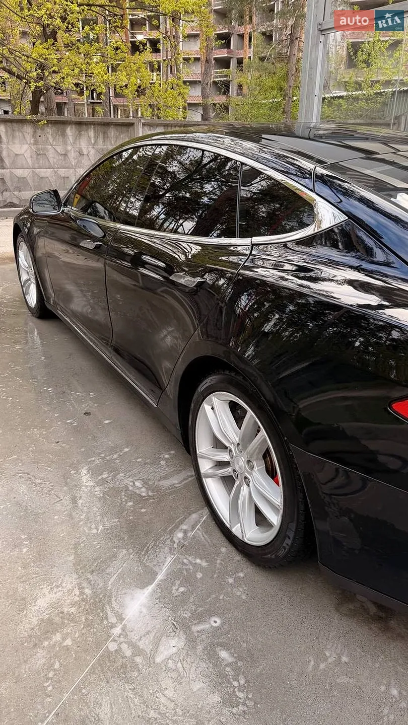 2015 Tesla Model S - мініатюра 29