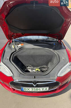 Лифтбек Tesla Model S 2016 в Харькове