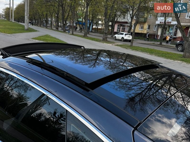 Лифтбек Tesla Model S 2016 в Харькове