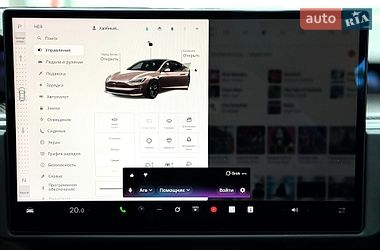 Лифтбек Tesla Model S 2022 в Киеве