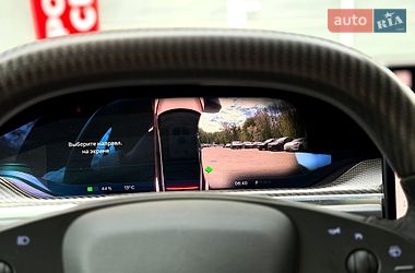 Лифтбек Tesla Model S 2022 в Киеве