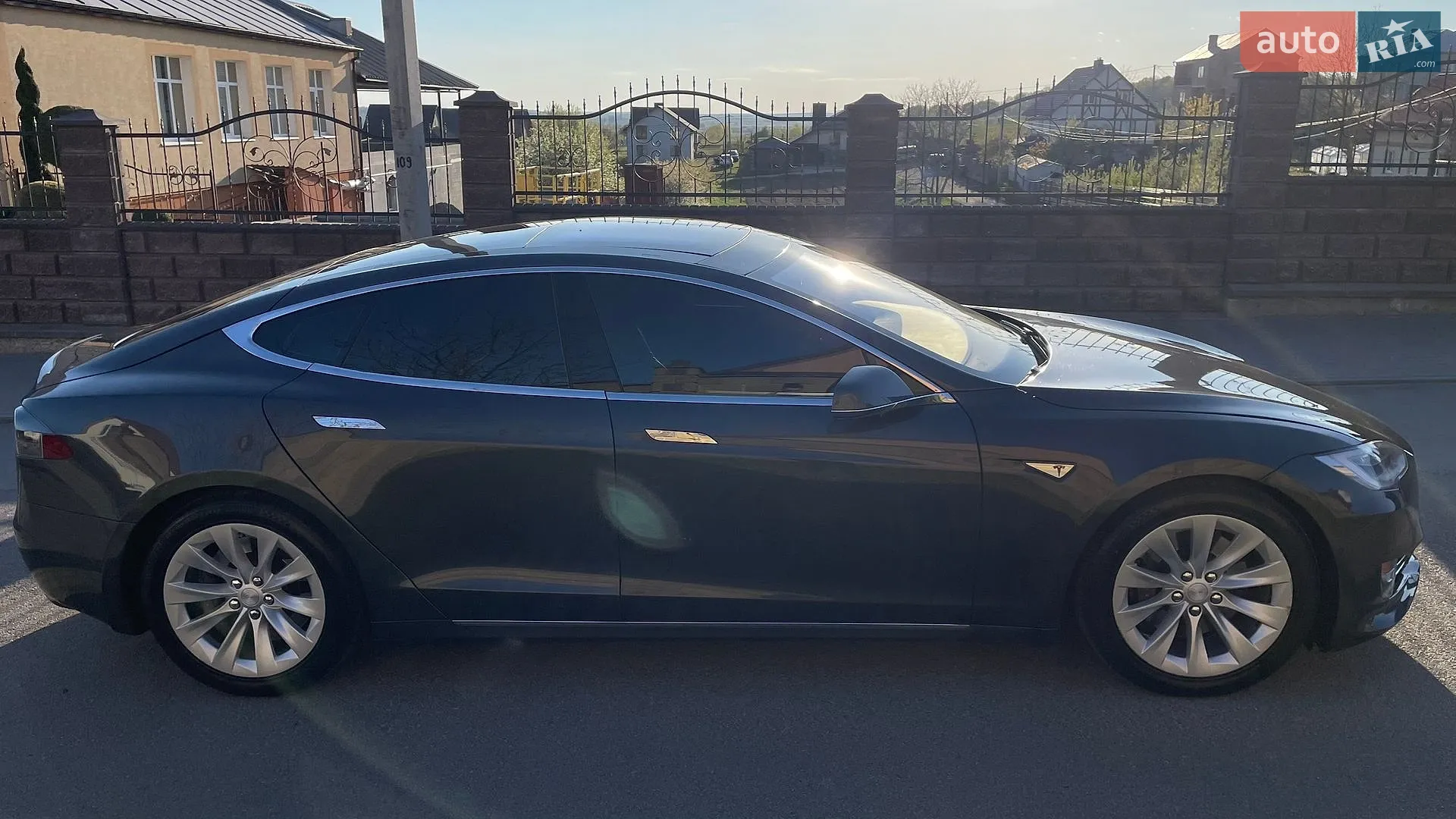 2016 Tesla Model S - мініатюра 6