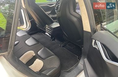 Ліфтбек Tesla Model S 2016 в Миколаєві