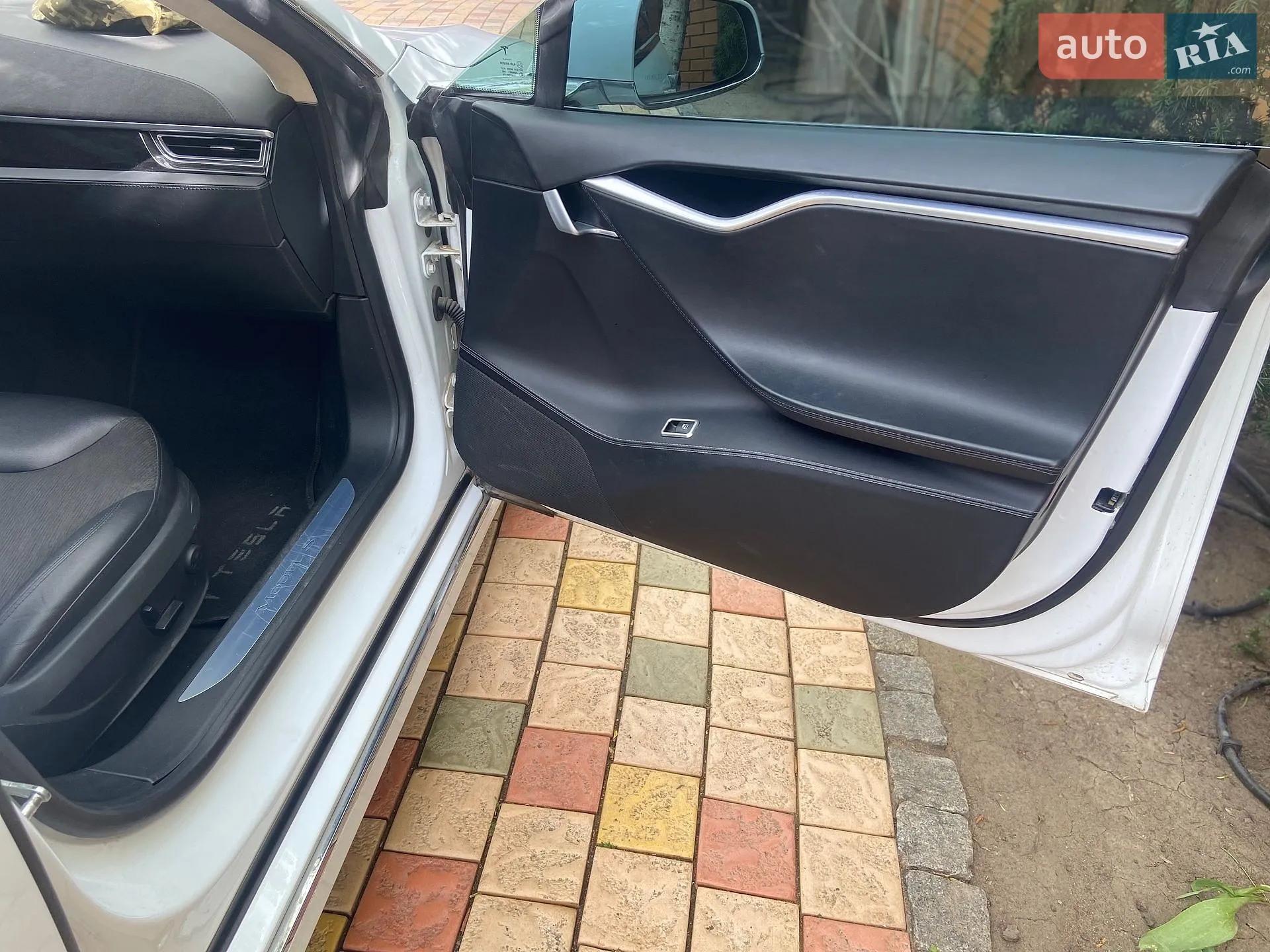 2016 Tesla Model S - мініатюра 21