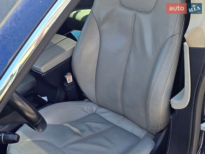 Ліфтбек Tesla Model S 2013 в Чернівцях