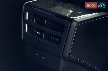 Ліфтбек Tesla Model S 2018 в Чернівцях