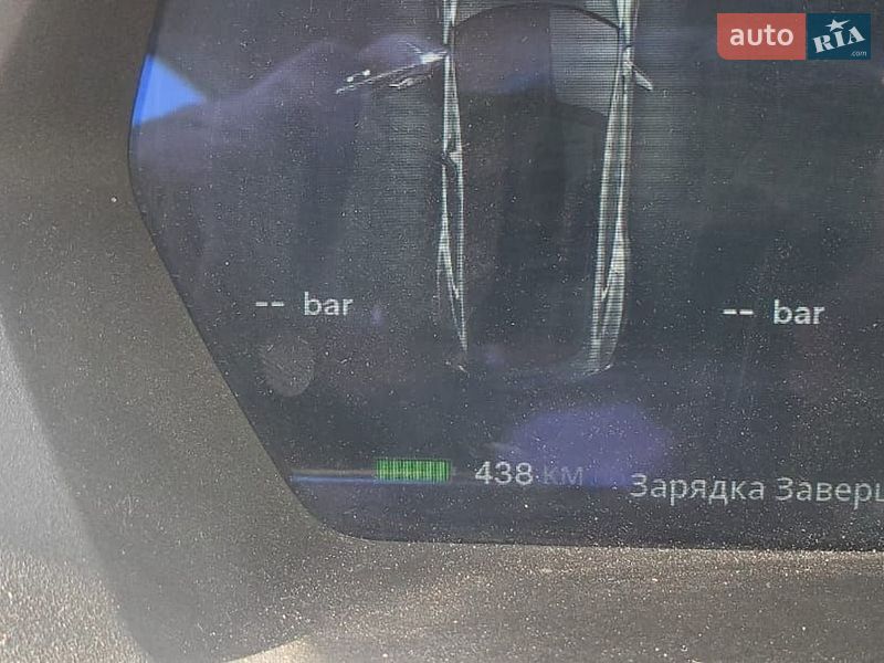 Лифтбек Tesla Model S 2014 в Виннице