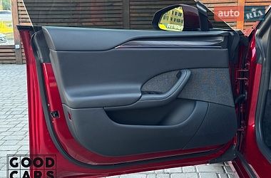 Ліфтбек Tesla Model S 2024 в Одесі