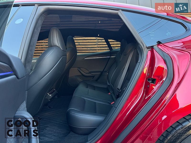 Ліфтбек Tesla Model S 2024 в Одесі