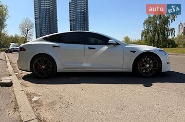 Лифтбек Tesla Model S 2021 в Киеве фото 8 Лифтбек Tesla Model S 2021 в Киеве